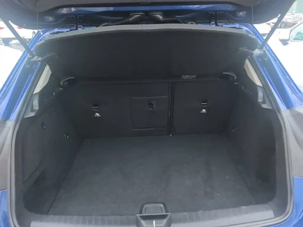 Mercedes-Benz GLA — миниатюра 19