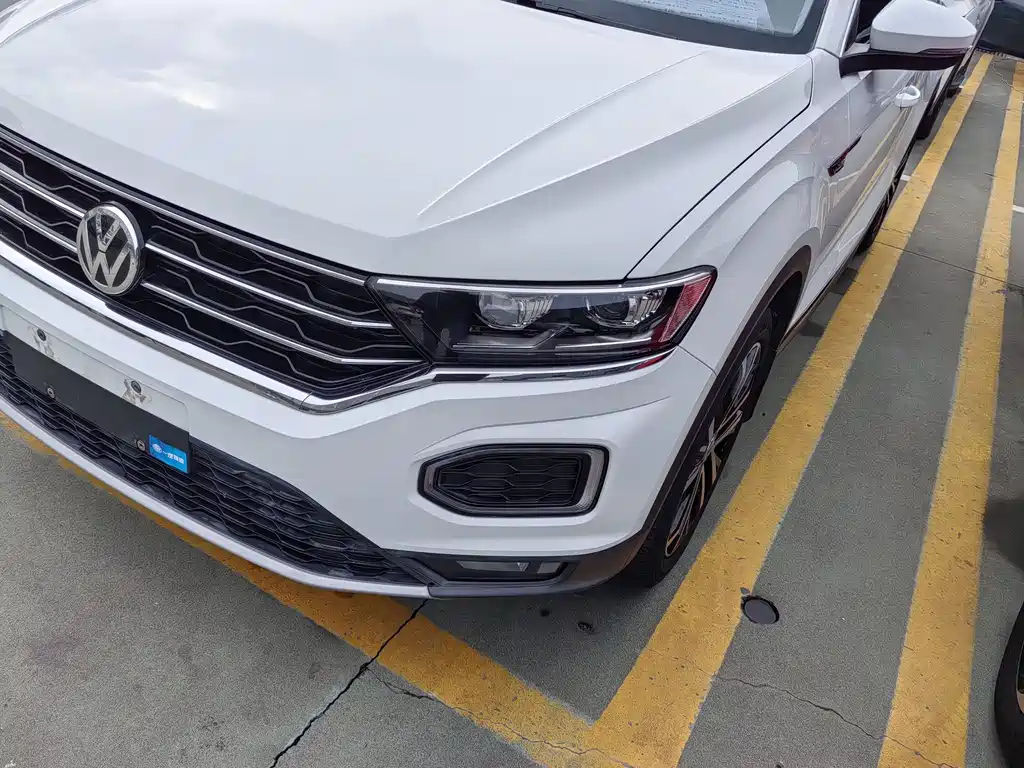 VOLKSWAGEN T ROC EXPLORING SONGS