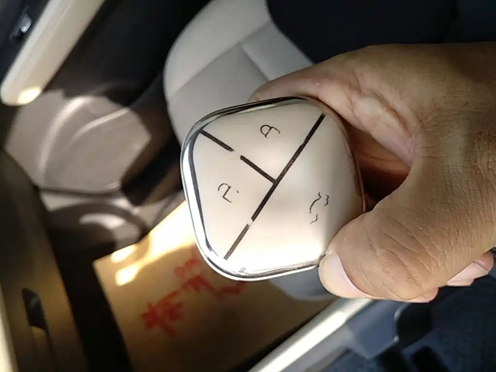 Wuling Bingo PLUS — миниатюра 9