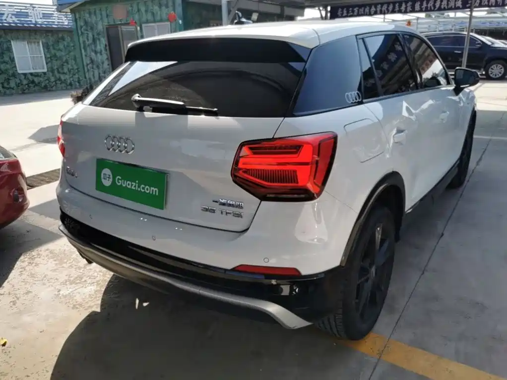 Audi Q2L — миниатюра 7