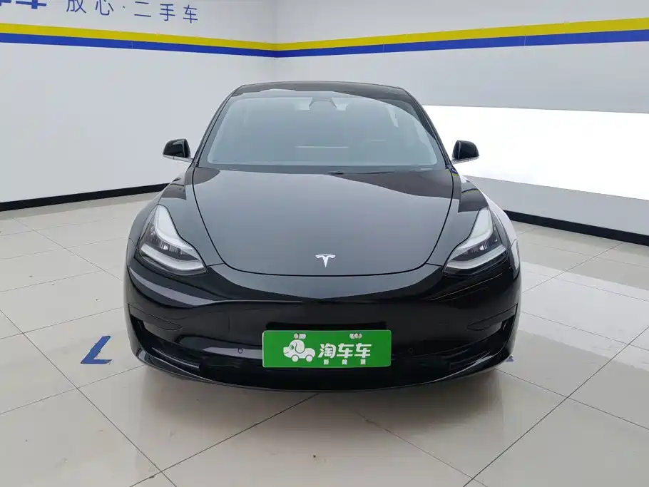 Tesla Model 3 — миниатюра 2
