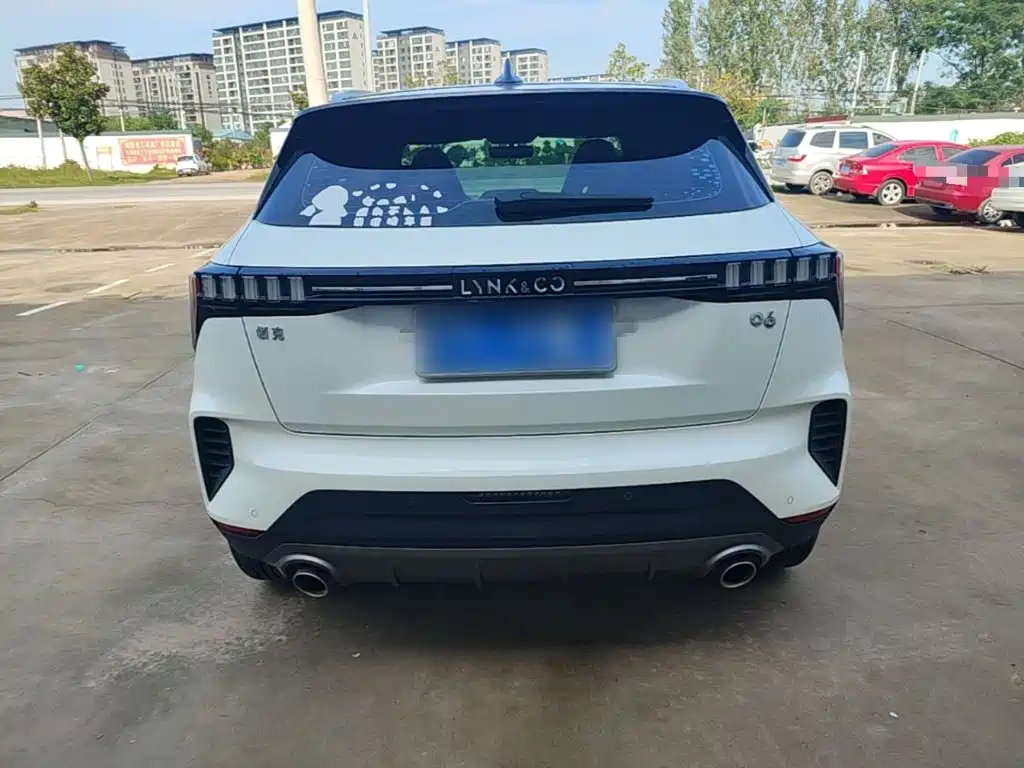 Lynk & Co 06 — миниатюра 6