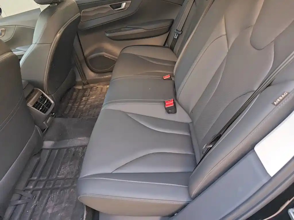 Hongqi Hongqi E-QM5 — миниатюра 17