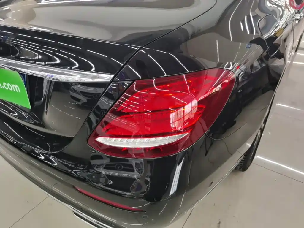 Mercedes-Benz E-Class — миниатюра 24