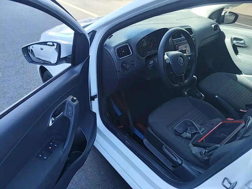 Volkswagen Polo — миниатюра 16