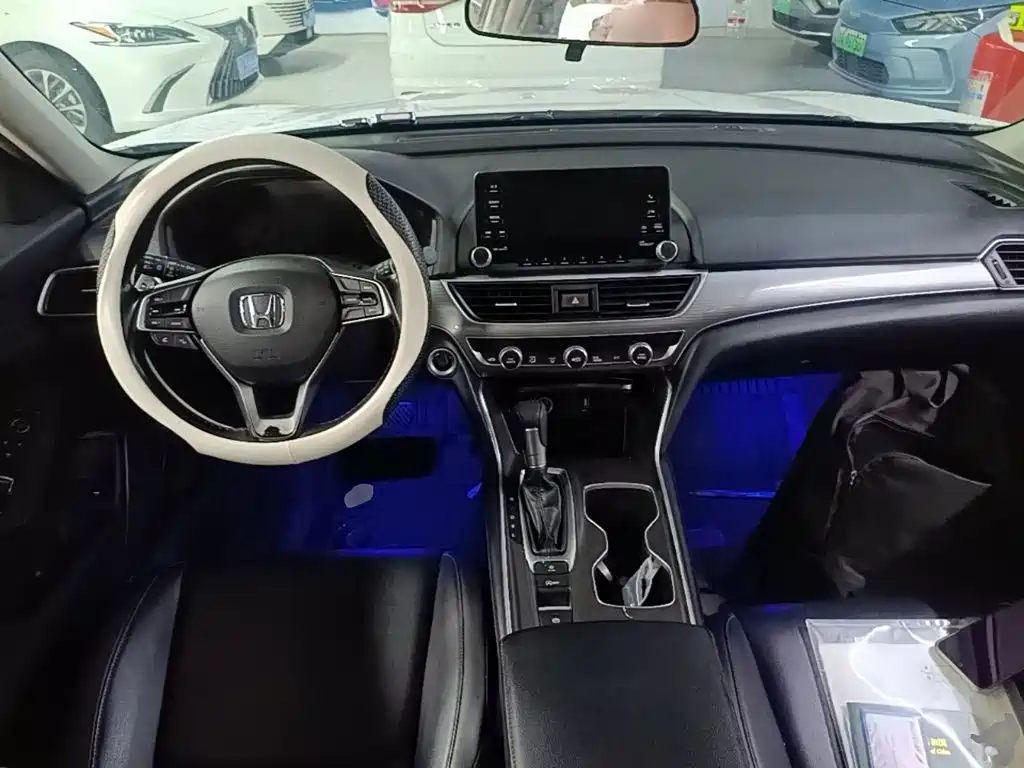 Honda Accord — миниатюра 10