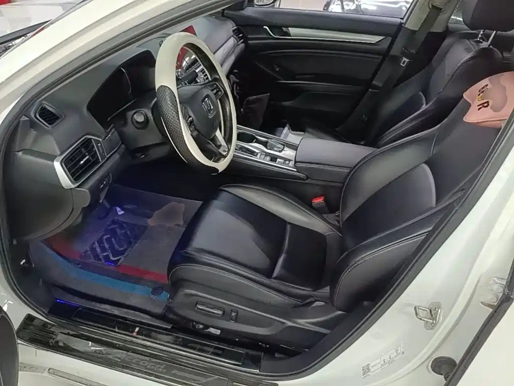 Honda Accord — миниатюра 15