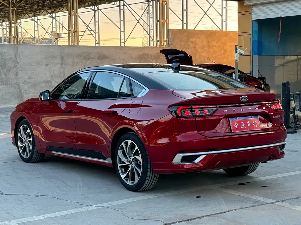 FORD MONDEO