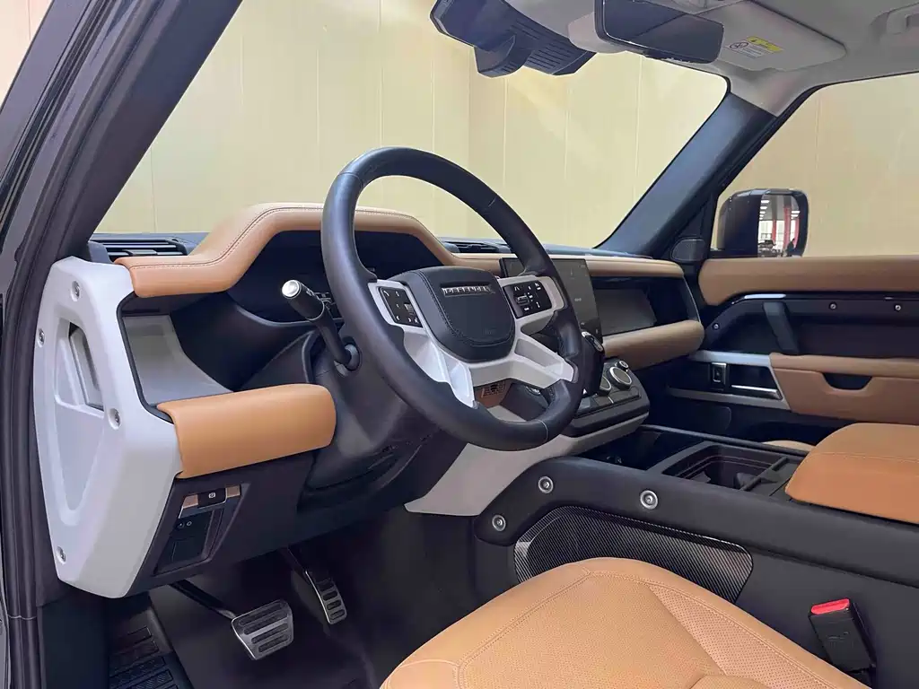 Land Rover Defender — миниатюра 10