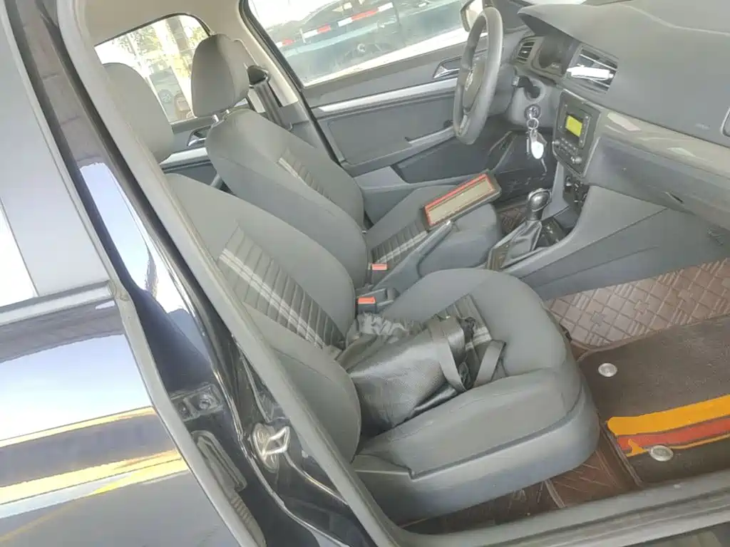 Volkswagen Lavida — миниатюра 25