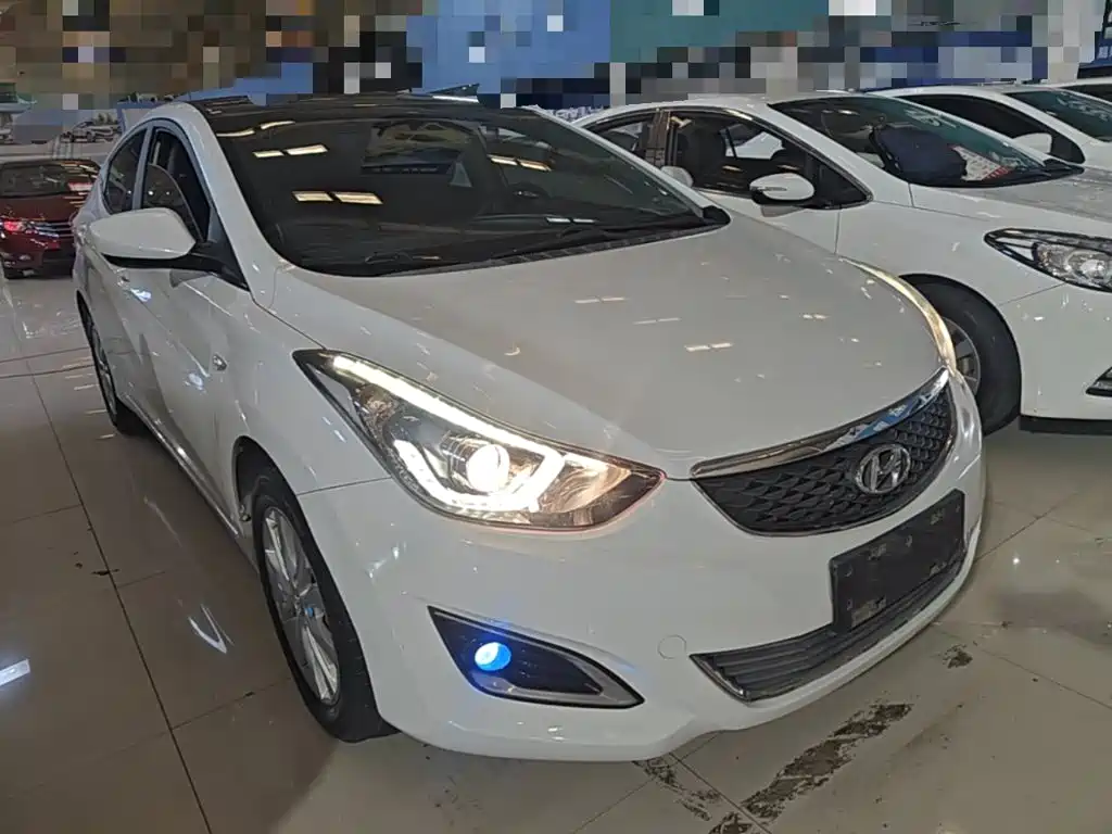 Hyundai Elantra Langdong — миниатюра 4