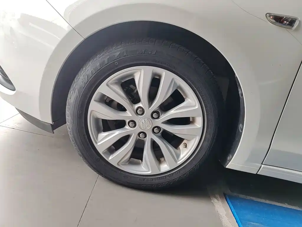 Buick Excelle — миниатюра 23