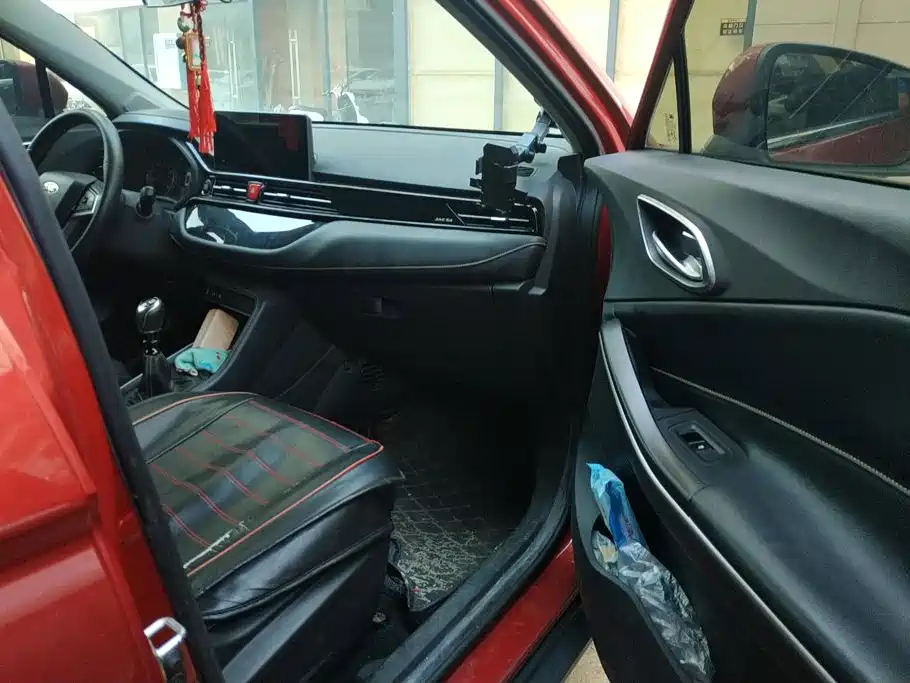 JAC Refine S4 — миниатюра 8