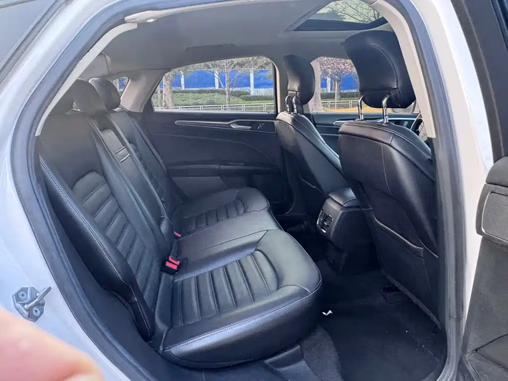 FORD MONDEO NEW ENERGY