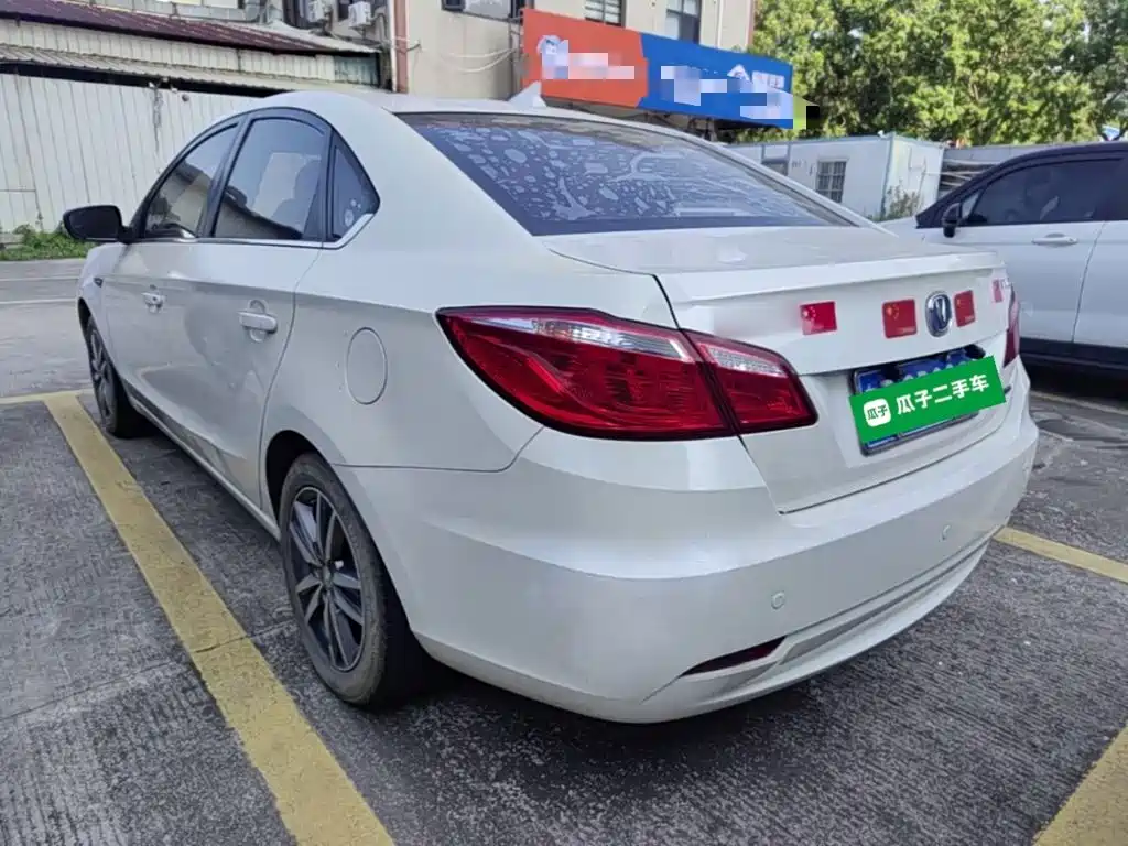 Changan Eado — миниатюра 5