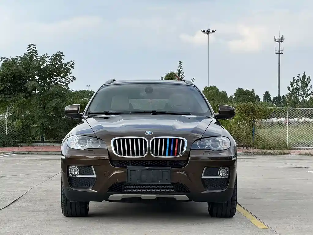 BMW X6 — миниатюра 2