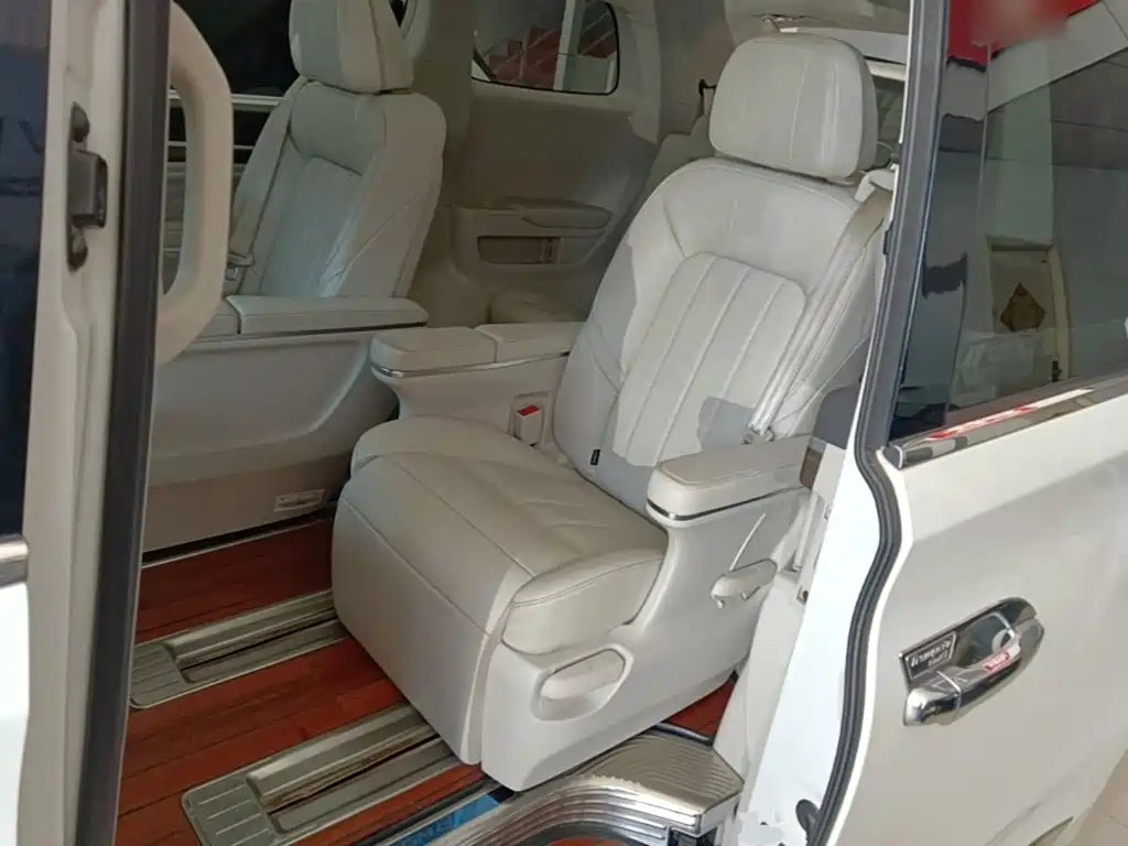 GAC Motor Trumpchi M8 — миниатюра 17
