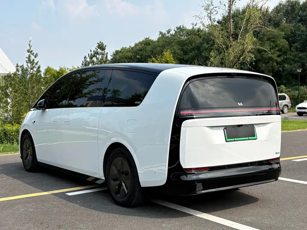 Li Auto Li MEGA — миниатюра 5