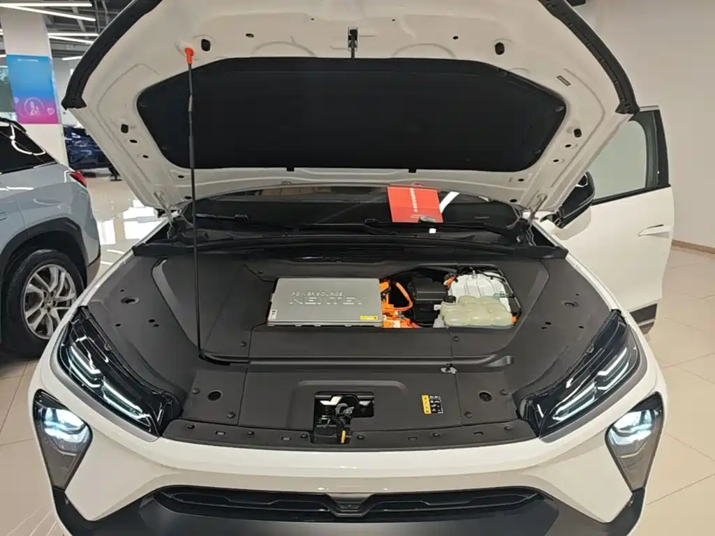 NIO ES6 — миниатюра 20
