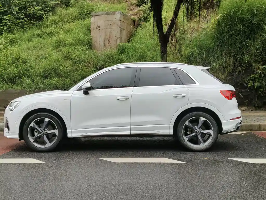 Audi Q3 — миниатюра 11