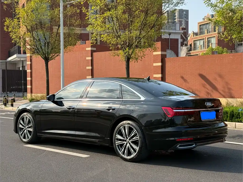 Audi A6L — миниатюра 9