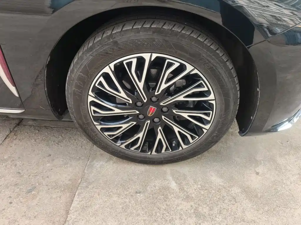 Hongqi Hongqi H5 — миниатюра 8