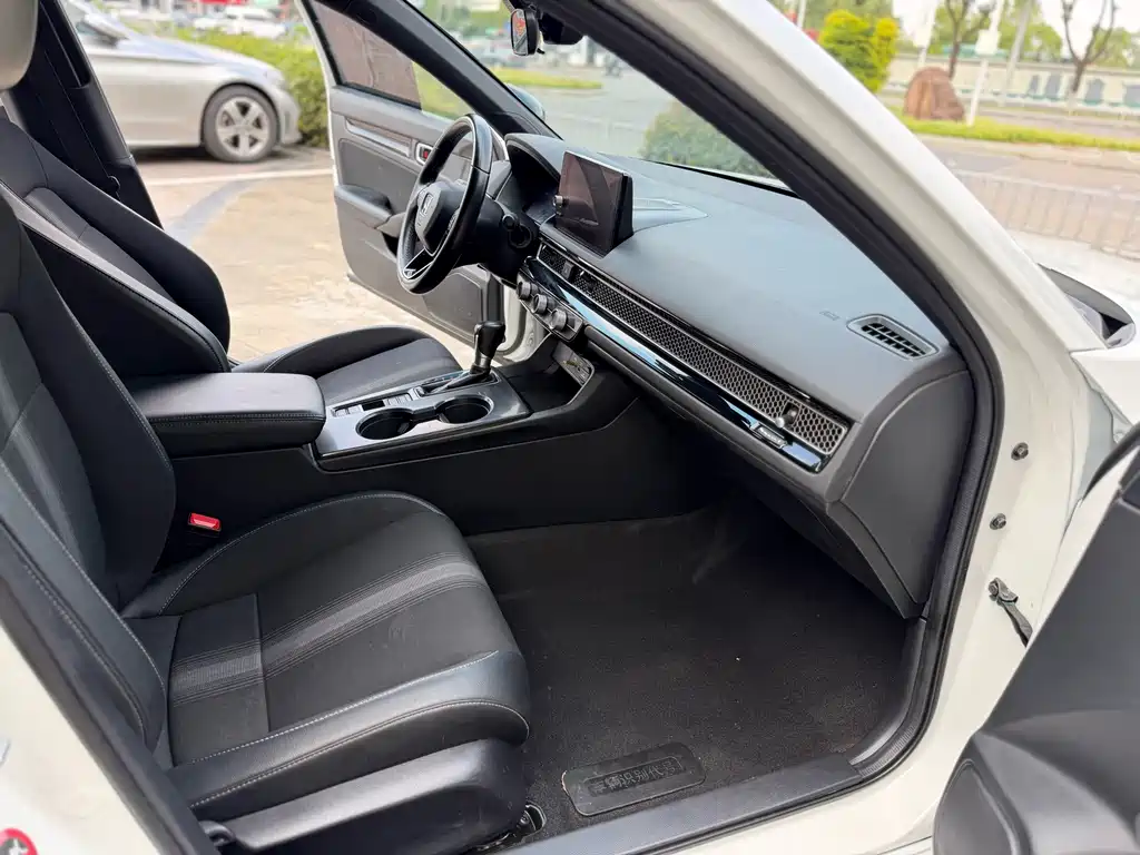 Honda Civic — миниатюра 6