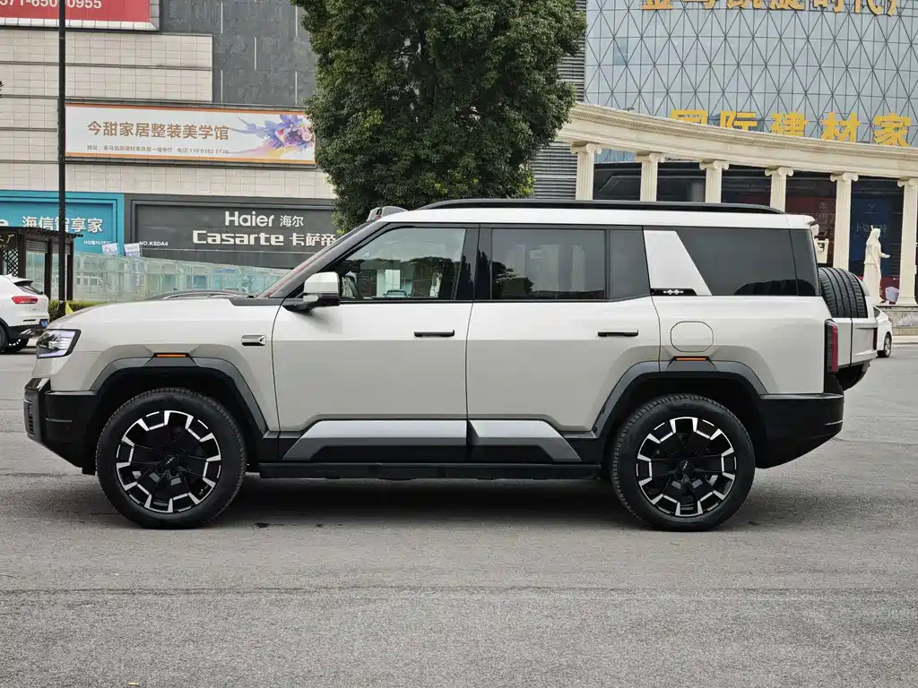 Fang Cheng Bao Leopard 8 — миниатюра 6