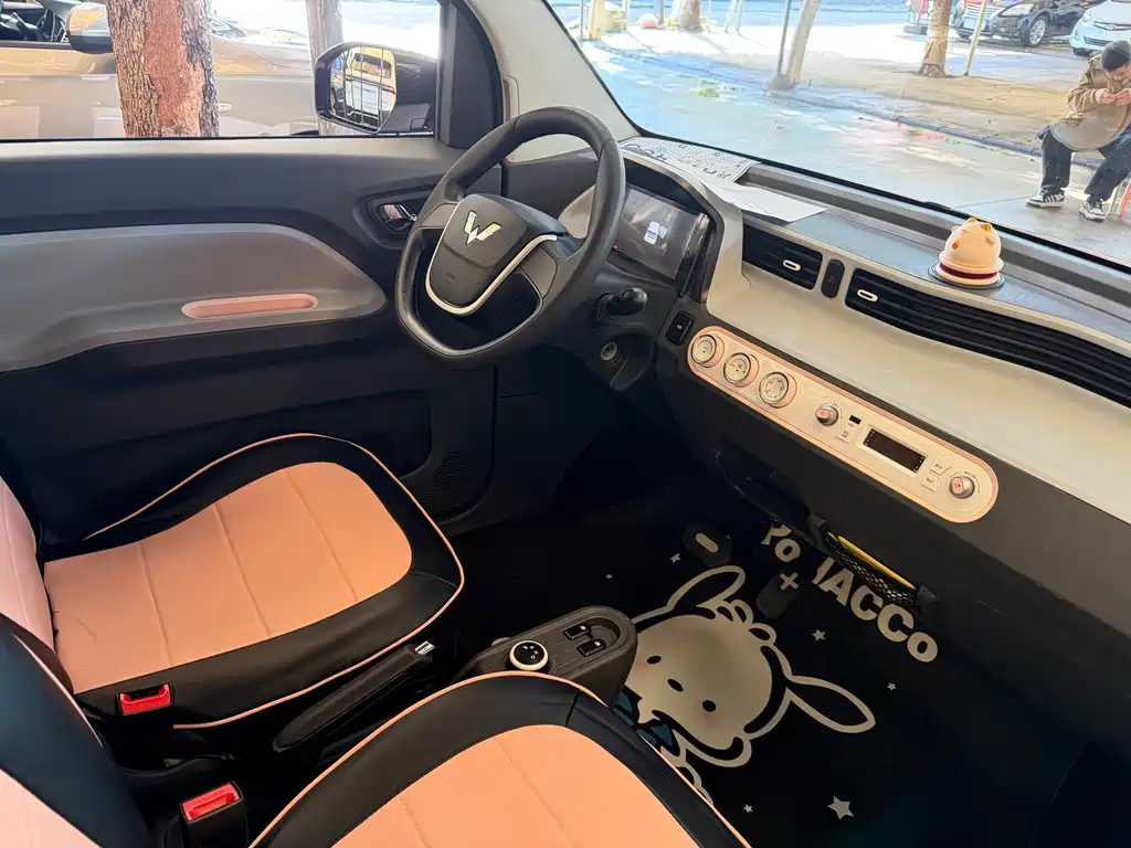 Wuling MINIEV — миниатюра 3