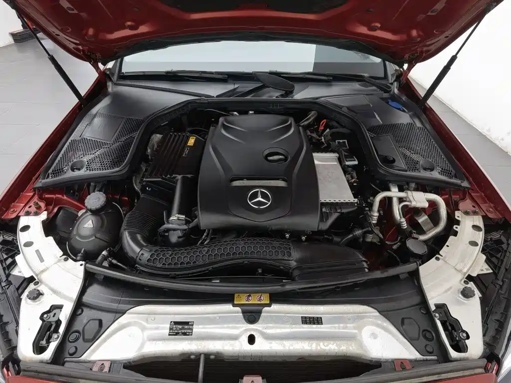 Mercedes-Benz C-Class — миниатюра 6