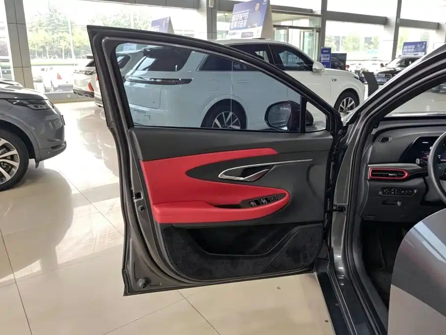 Changan UNI-T — миниатюра 7