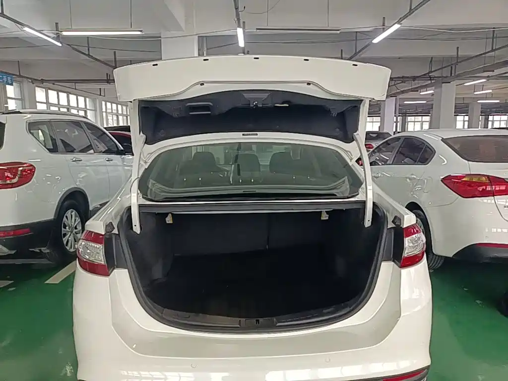 Ford Mondeo — миниатюра 19