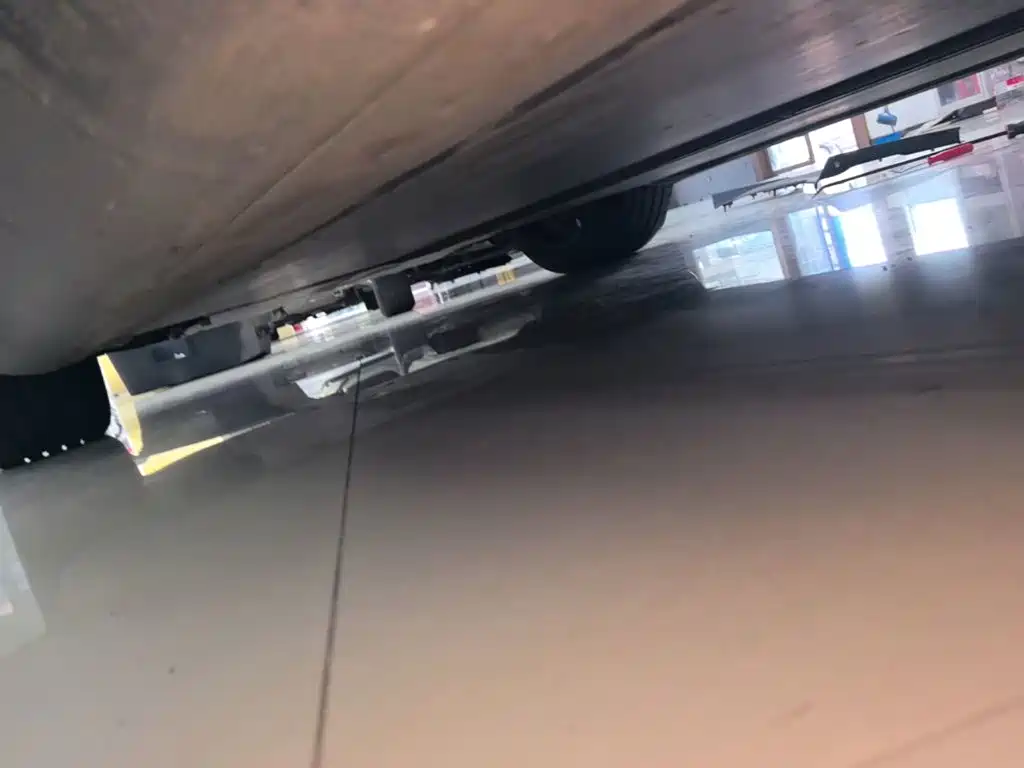 Tesla Model Y — миниатюра 22