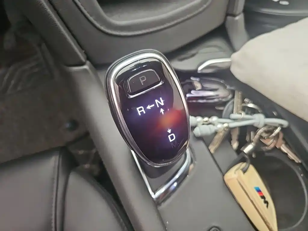 Cadillac XT5 — миниатюра 7