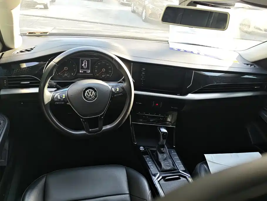 Volkswagen Passat — миниатюра 12