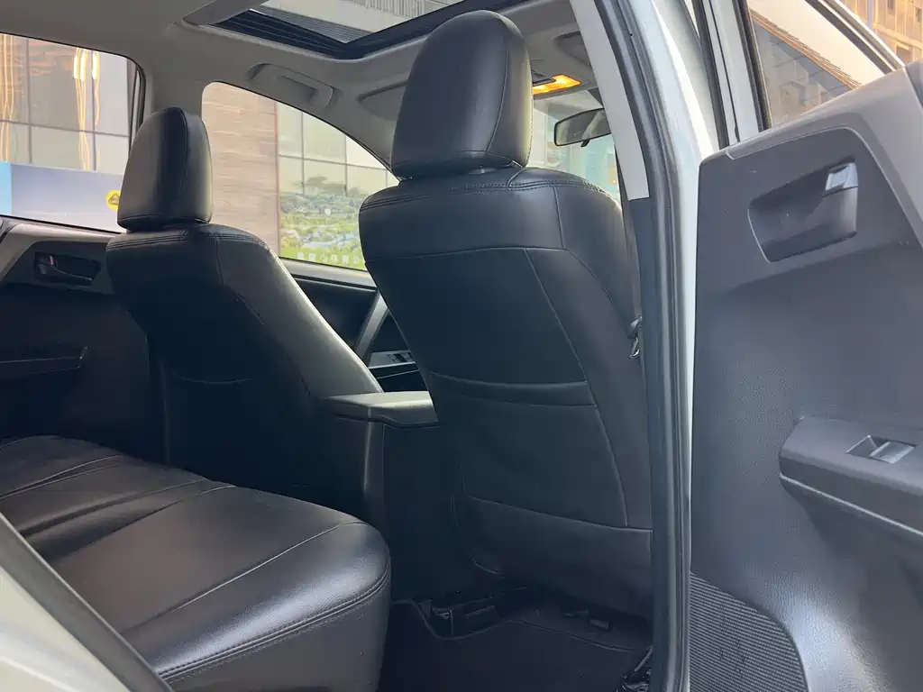 TOYOTA RAV4 RONGFANG