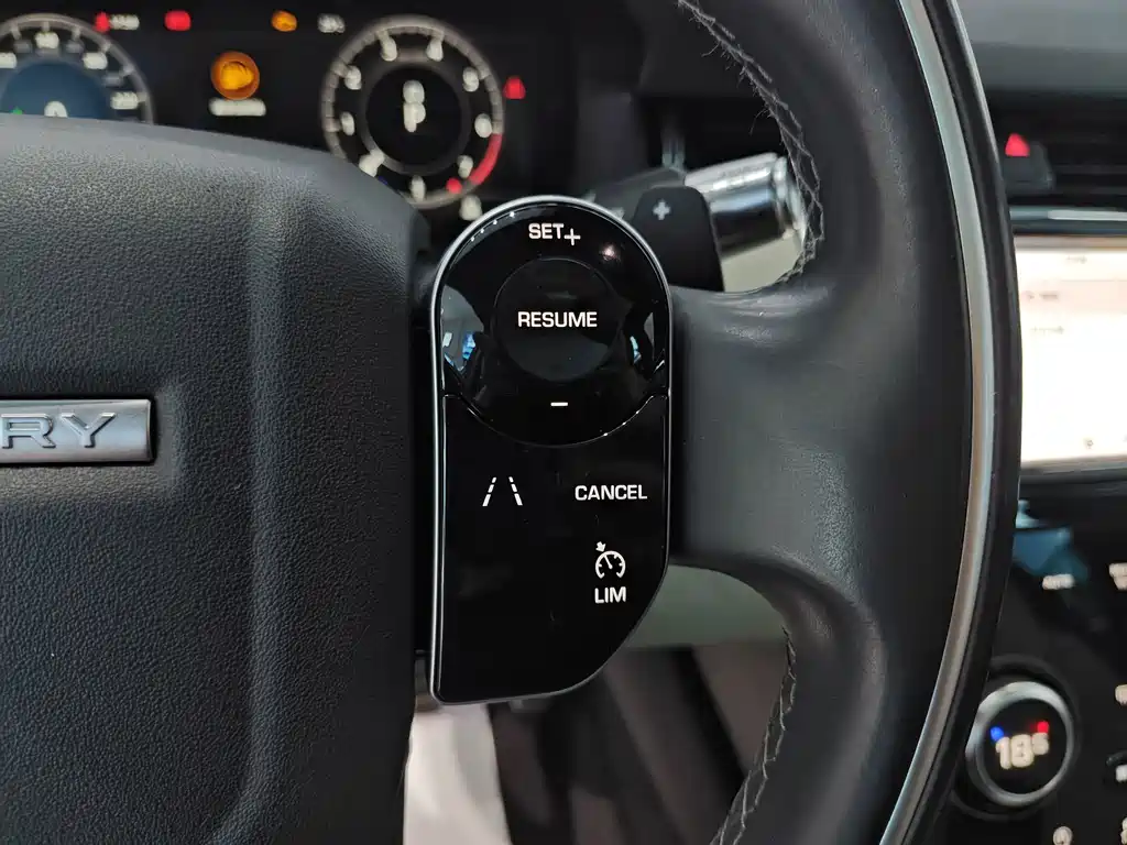Land Rover Discovery Sport — миниатюра 16