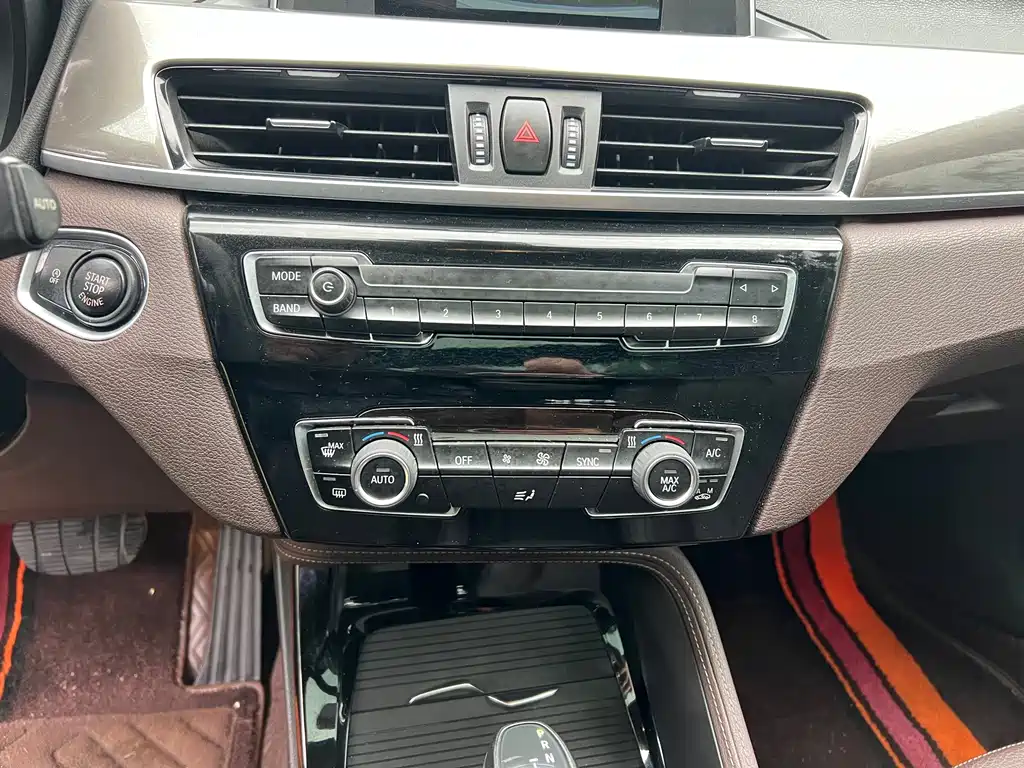 BMW X1 — миниатюра 19