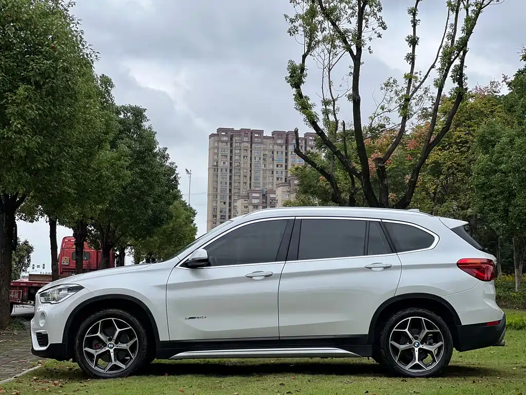 BMW X1 — миниатюра 23