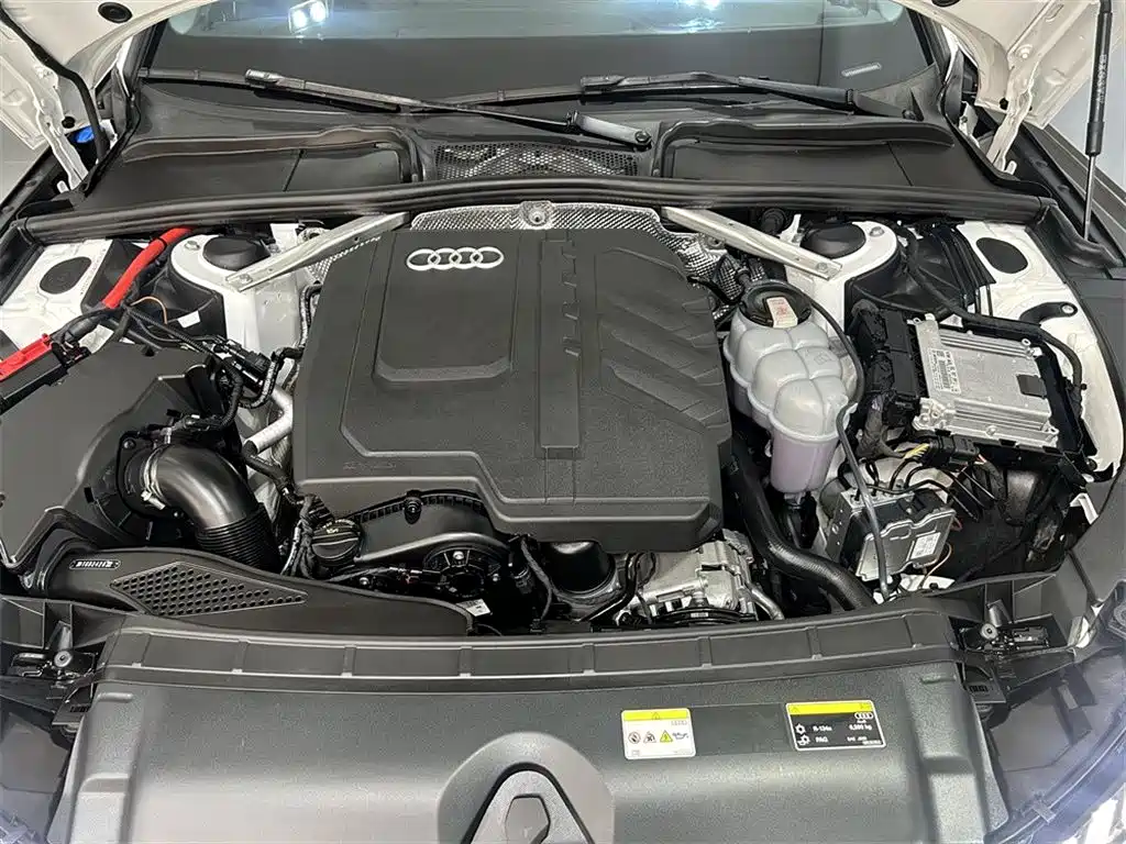 Audi A4L — миниатюра 8