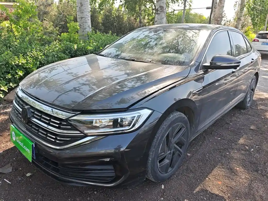 Volkswagen Sagitar 2022