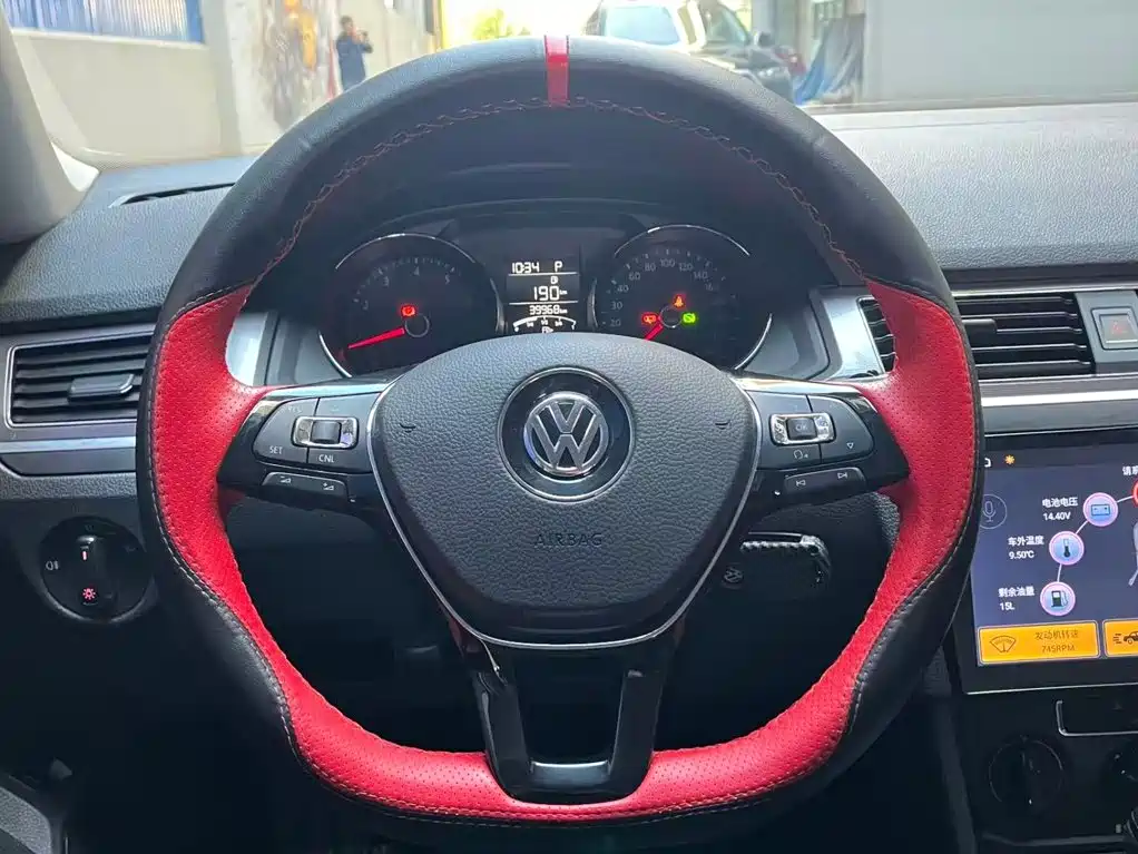 Volkswagen Bora — миниатюра 13