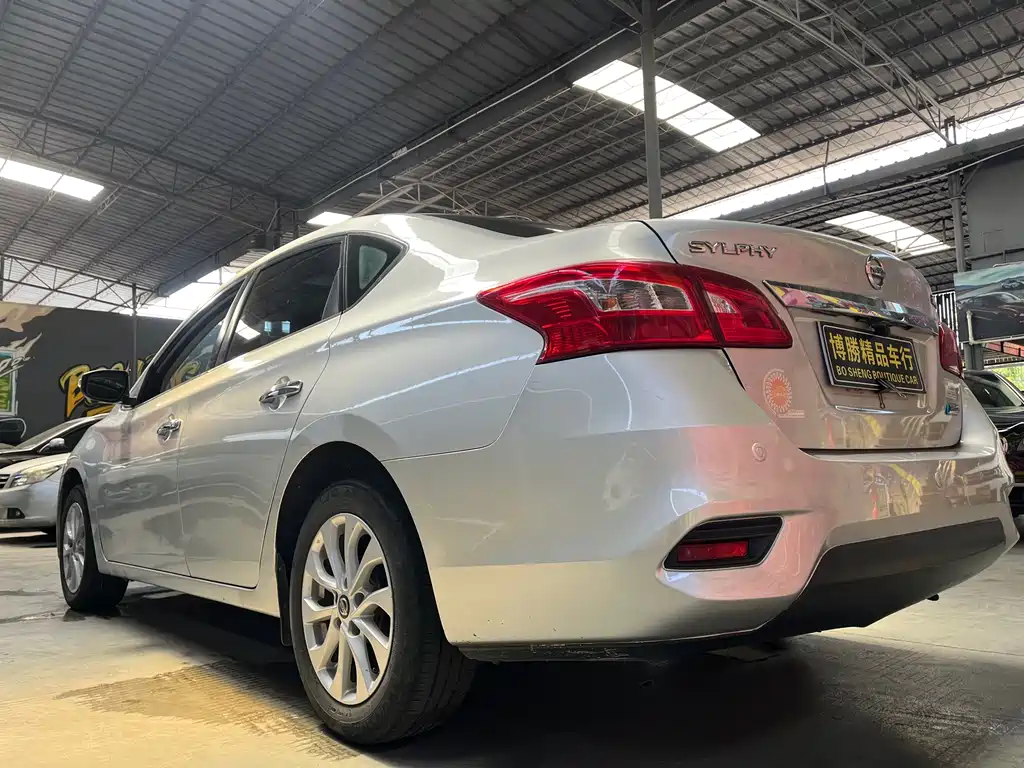 Nissan Sylphy — миниатюра 10