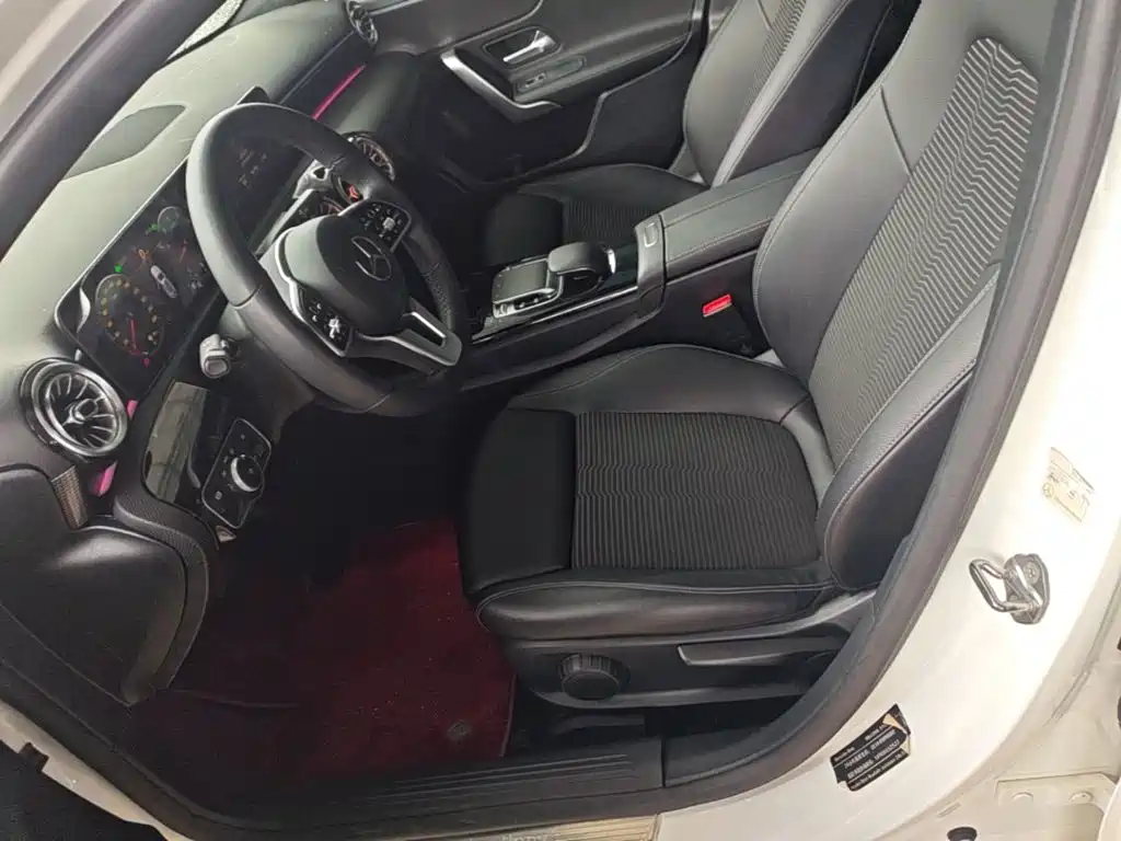 Mercedes-Benz A-Class (Import) — миниатюра 15
