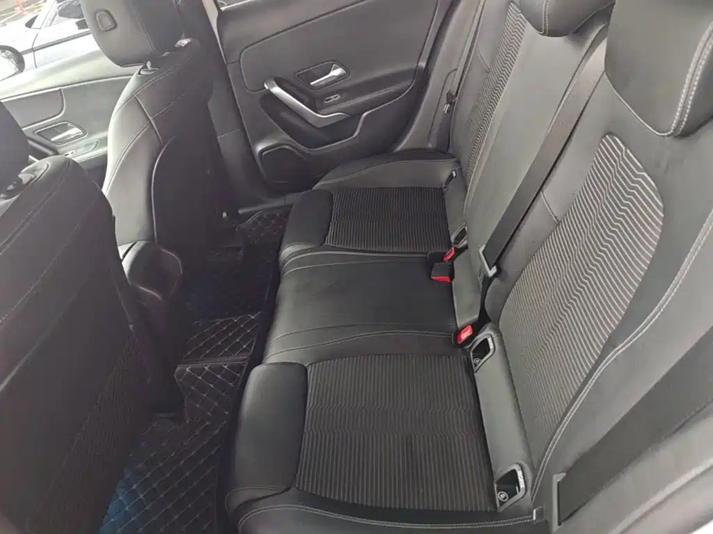 Mercedes-Benz A-Class (Import) — миниатюра 17