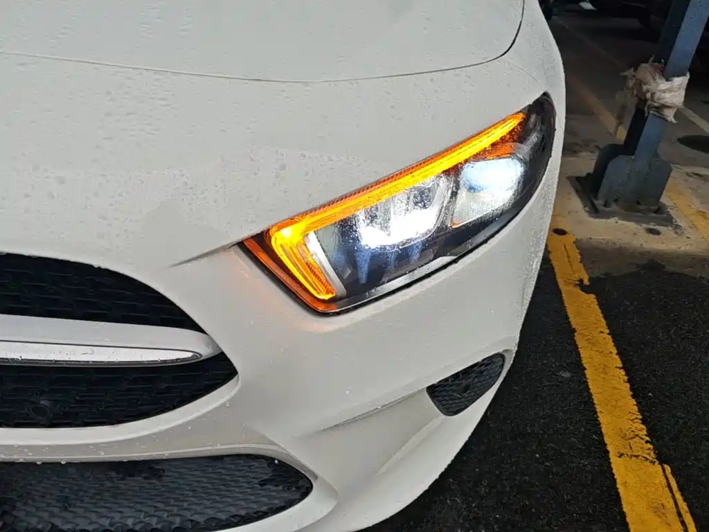 Mercedes-Benz A-Class (Import) — миниатюра 24