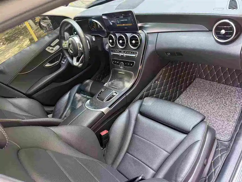 Mercedes-Benz C-Class — миниатюра 8