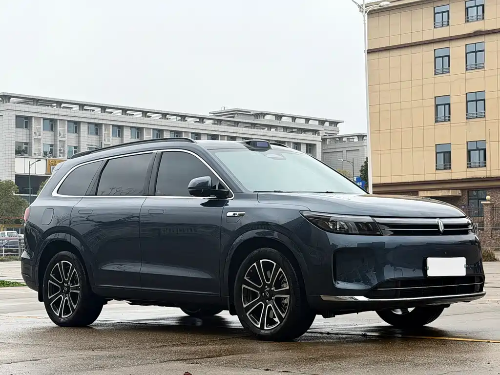 AITO ASK THE WORLD M7