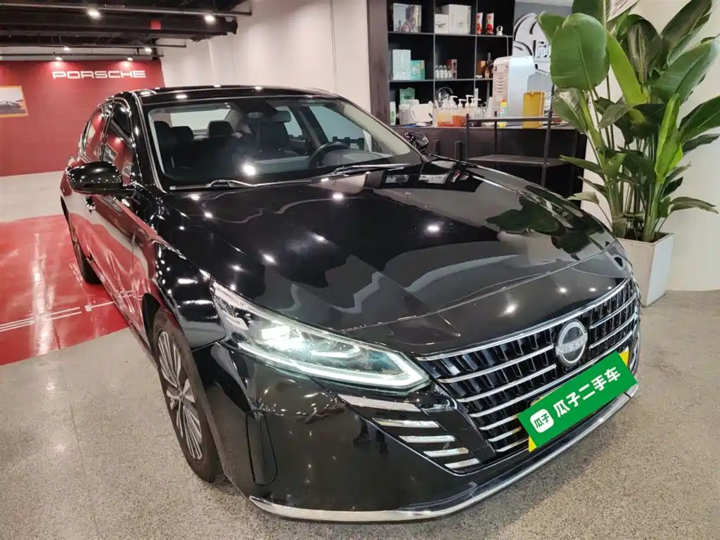 NISSAN TEANA