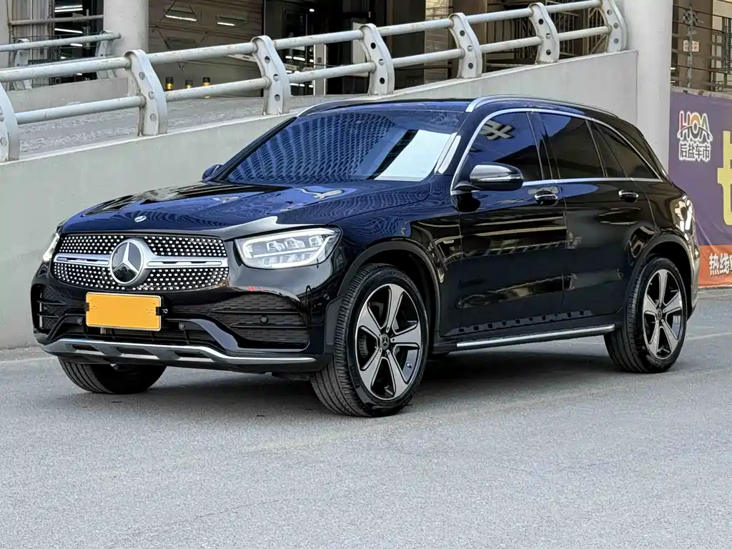 Mercedes-Benz GLC 2023